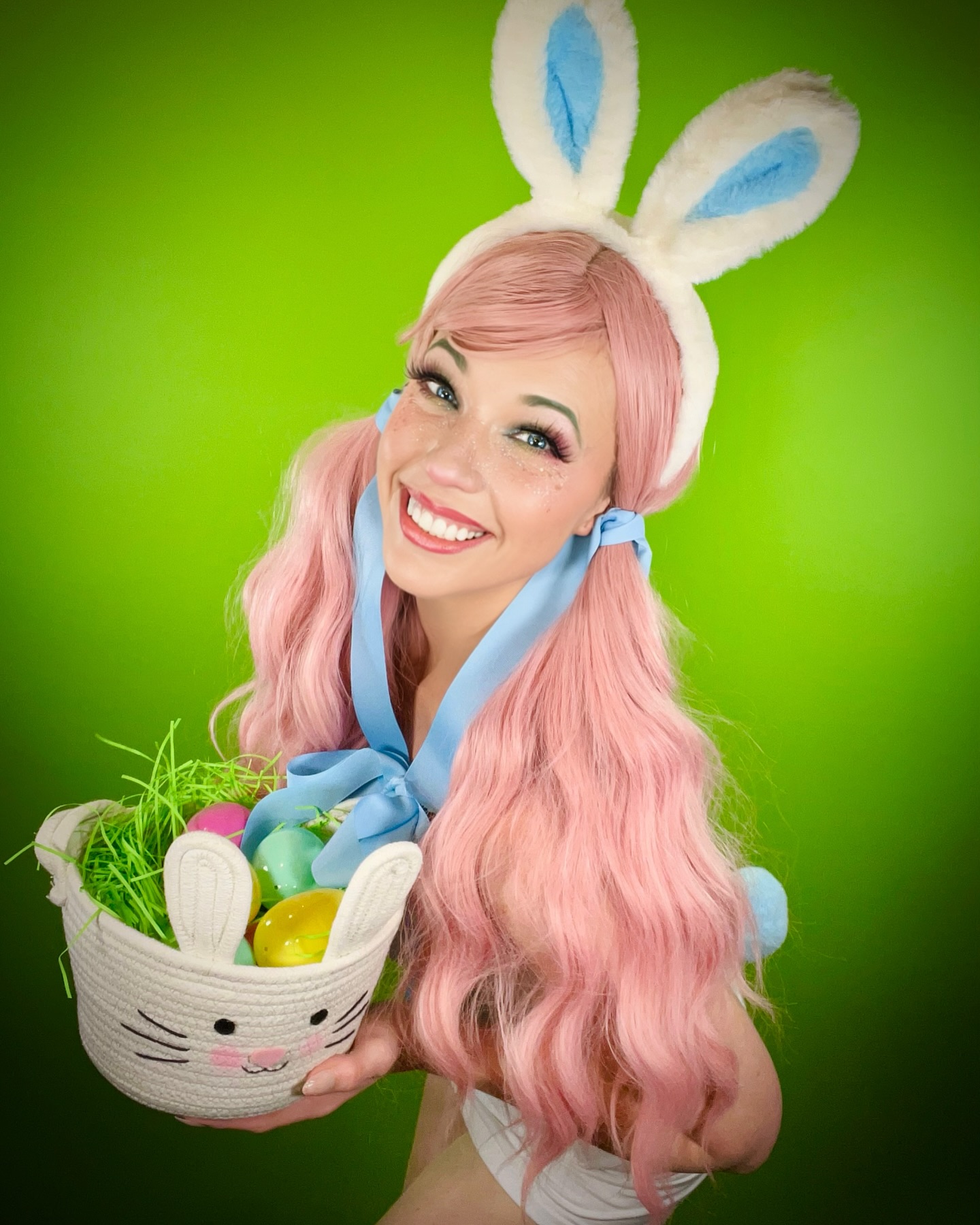 Michael Jones Launches Easter Bunny Pinup Set On OnlyFans, Teases Future Cosplay Ideas Michael Jones Launches Easter Bunny Pinup Set On OnlyFans, Teases Future Cosplay Ideas