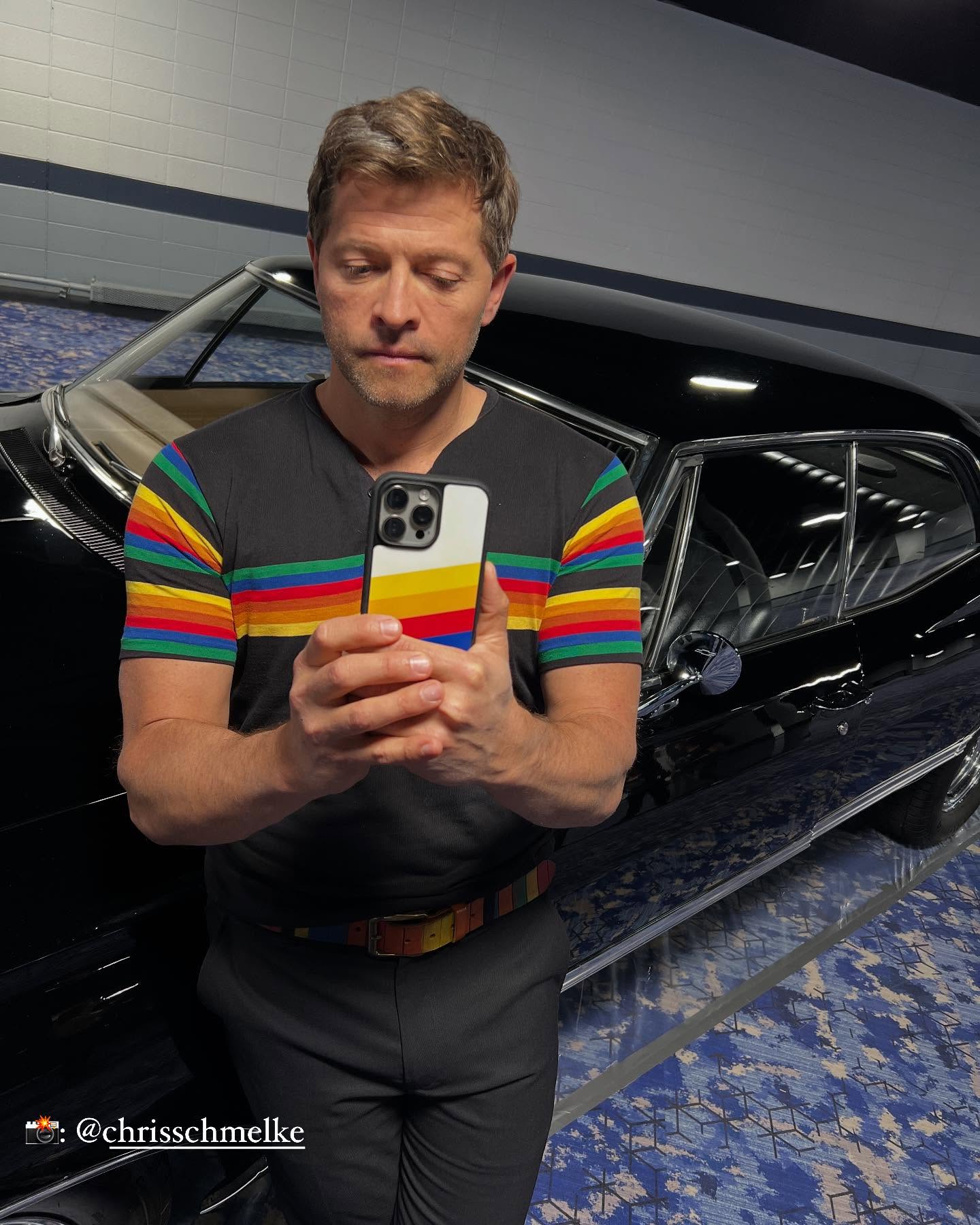 Misha Collins Flaunts Bold Look With Clever ‘Matching’ Style