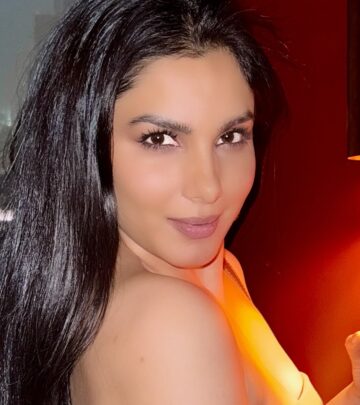 Actress and beauty queen stuns followers with confident new photo.