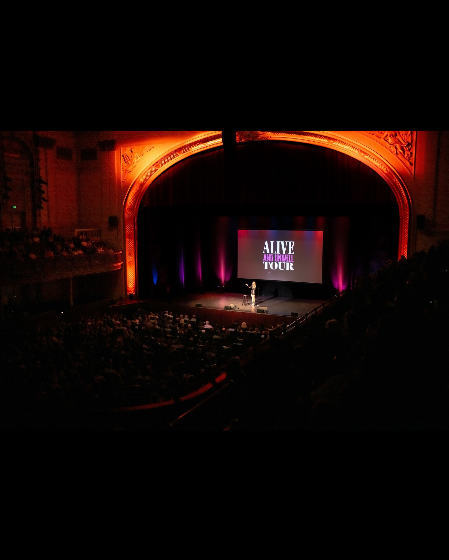 Nikki Glaser’s Alive and Unwell Tour Delights Fans