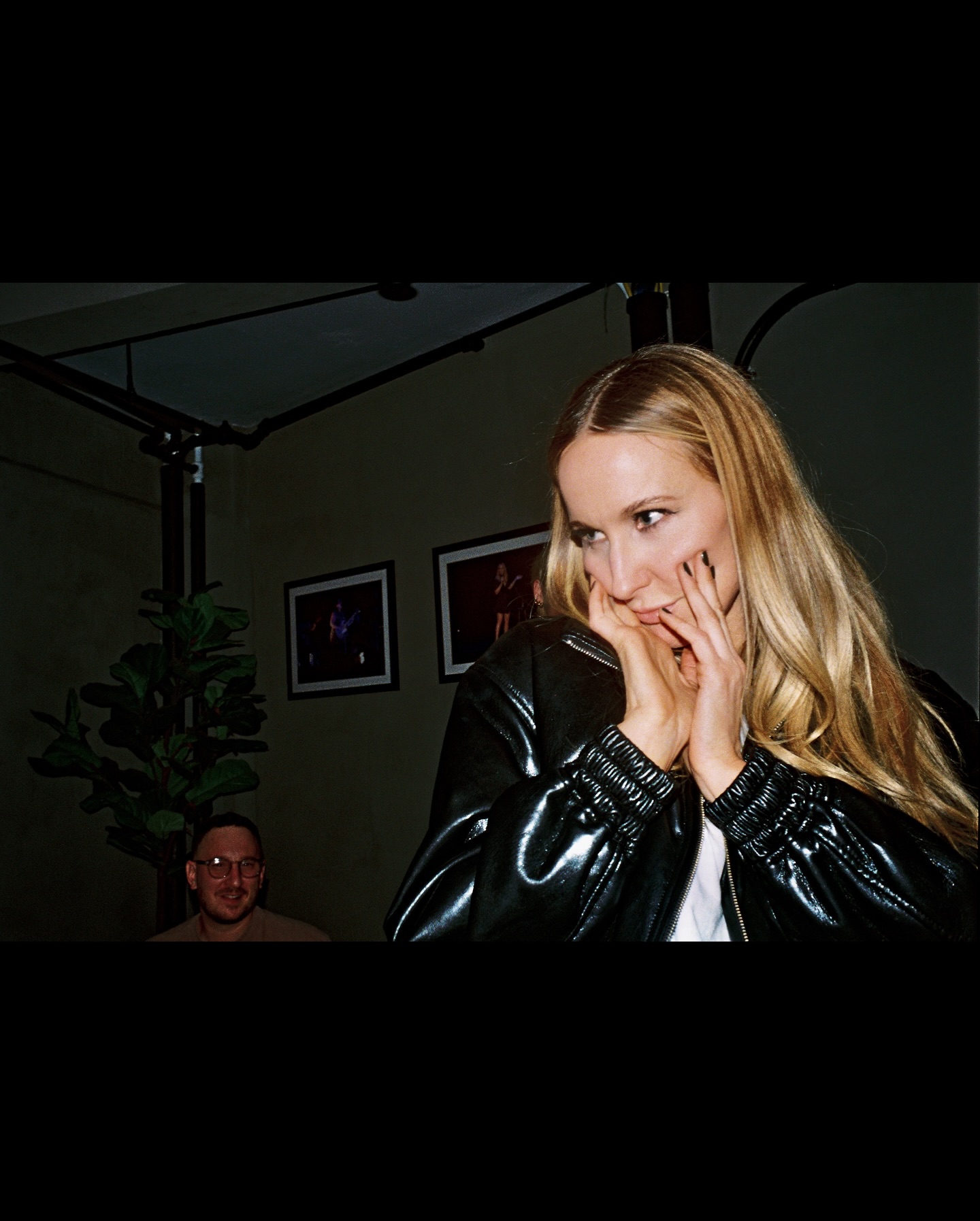Nikki Glaser’s Alive and Unwell Tour Delights Fans
