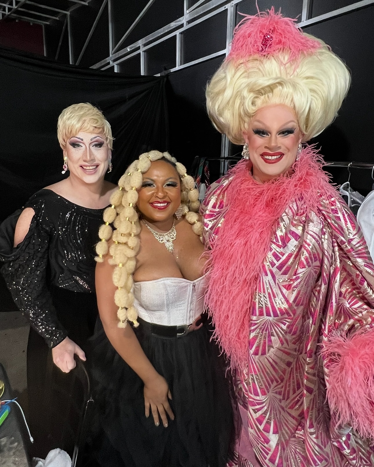 Nina West Celebrates Successful Tour Of 'The Very Queen' And Announces New Summer Show