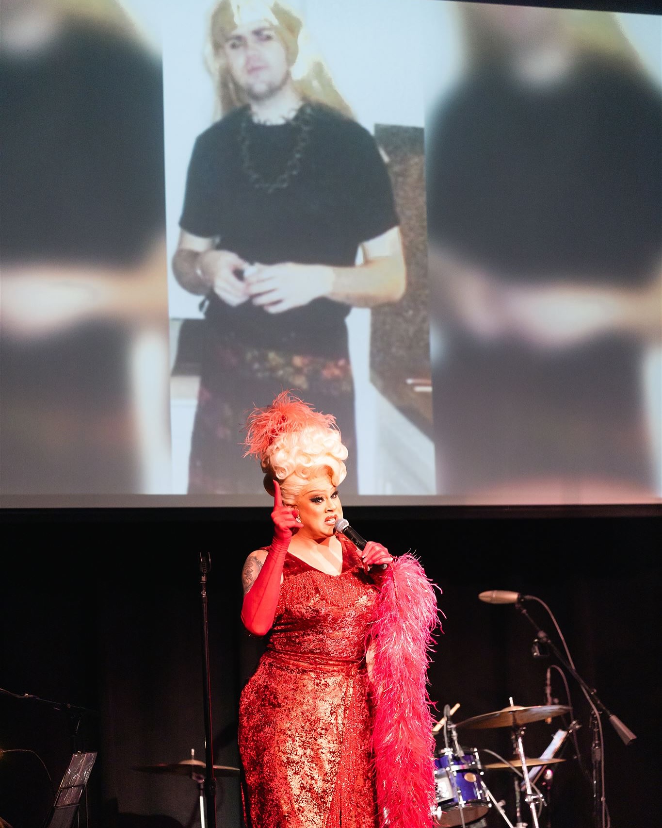 Nina West Celebrates Successful Tour Of 'The Very Queen' And Announces New Summer Show