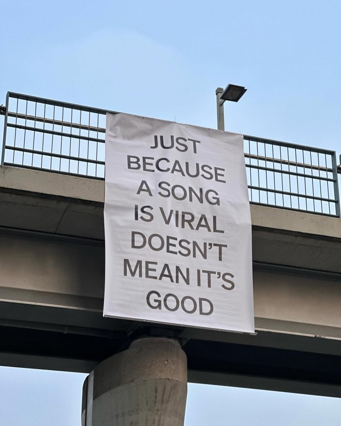 Questlove Posts Bold IG Message with a 4,000,000,000 Vibe Questlove posts a bold IG message, channeling vibes of a 4,000,000,000-dollar vibe on top.