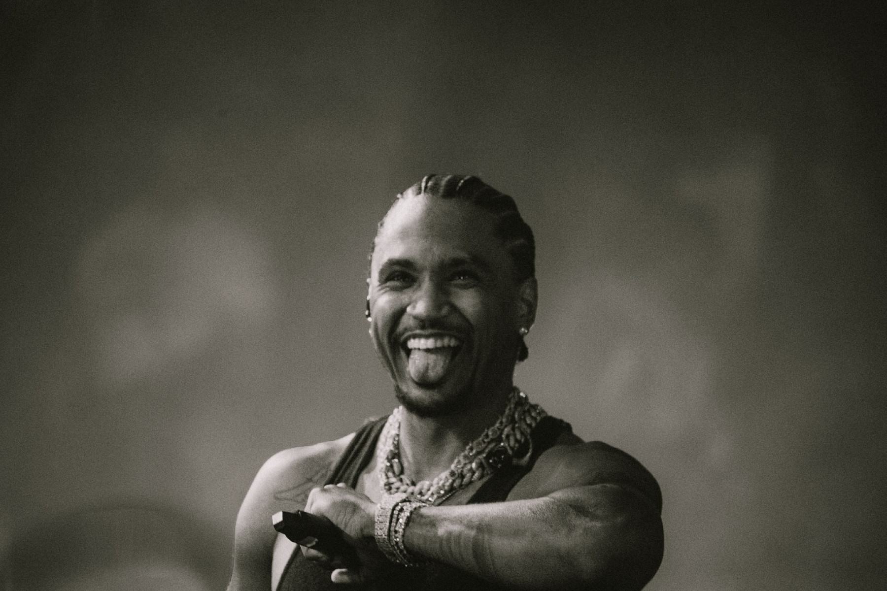 Trey Songz Inspires With ‘Still Hymn’ Instagram Post Emphasizing Faith & Focus Trey Songz inspires faith, hustle and business focus with 'Still Hymn' message nonstop now