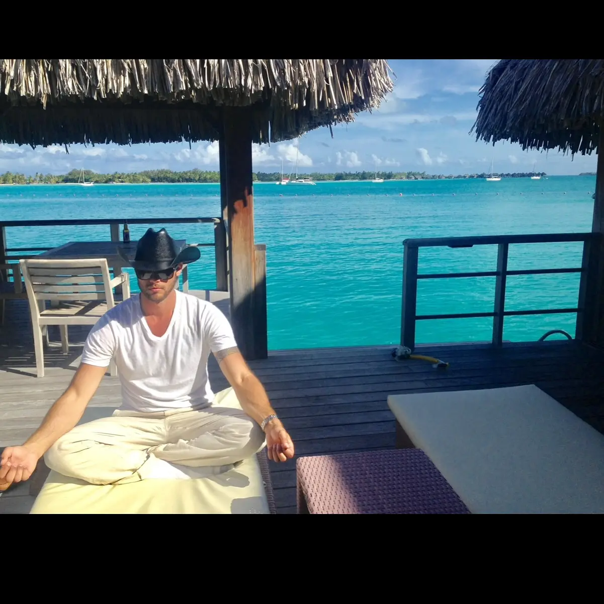 Vanessa Marcil Radiates Elegance at St. Regis Bora Bora The TV icon Vanessa Marcil charms guests with her glamour and poise at a luxurious tropical getaway.