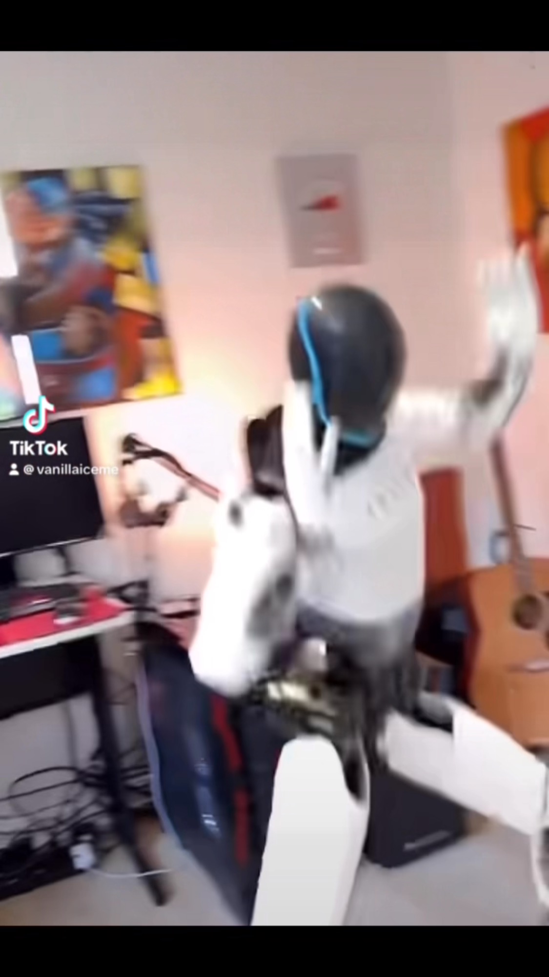 Vanilla Ice Gets His Groove On With Dancing Robot In Latest Instagram Post Vanilla Ice Gets His Groove On With Dancing Robot In Latest Instagram Post