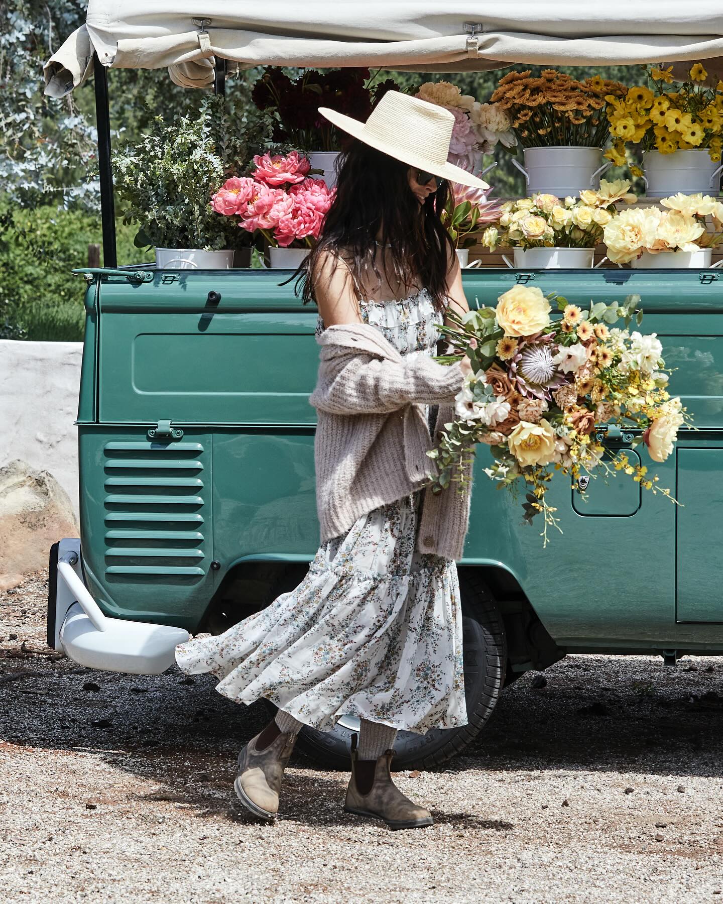 Abigail Spencer Embraces Weekend Citrus Vibes