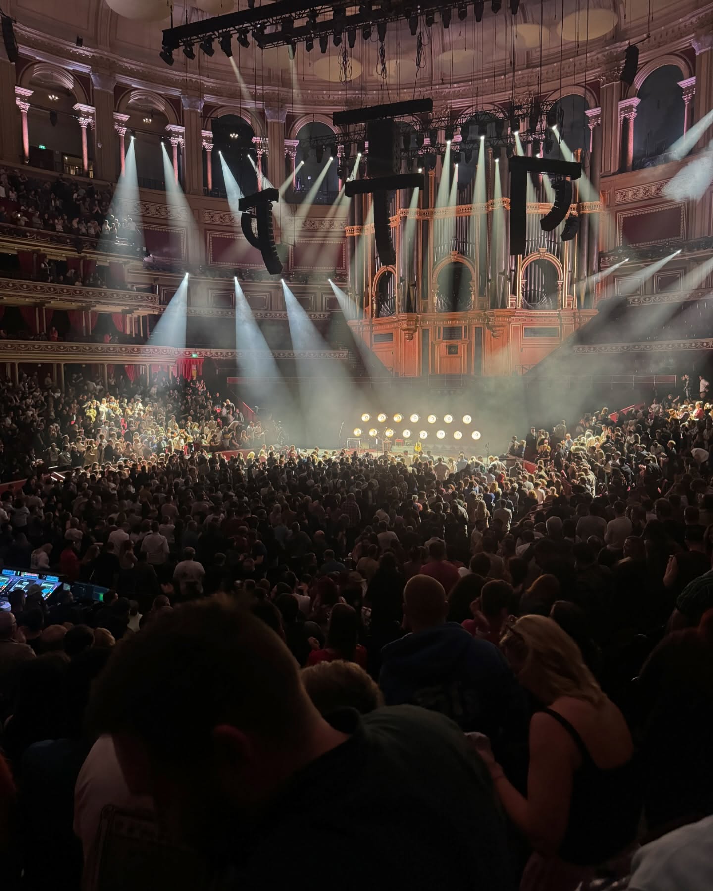 Abraham Alexander Announces London Visit, New Album