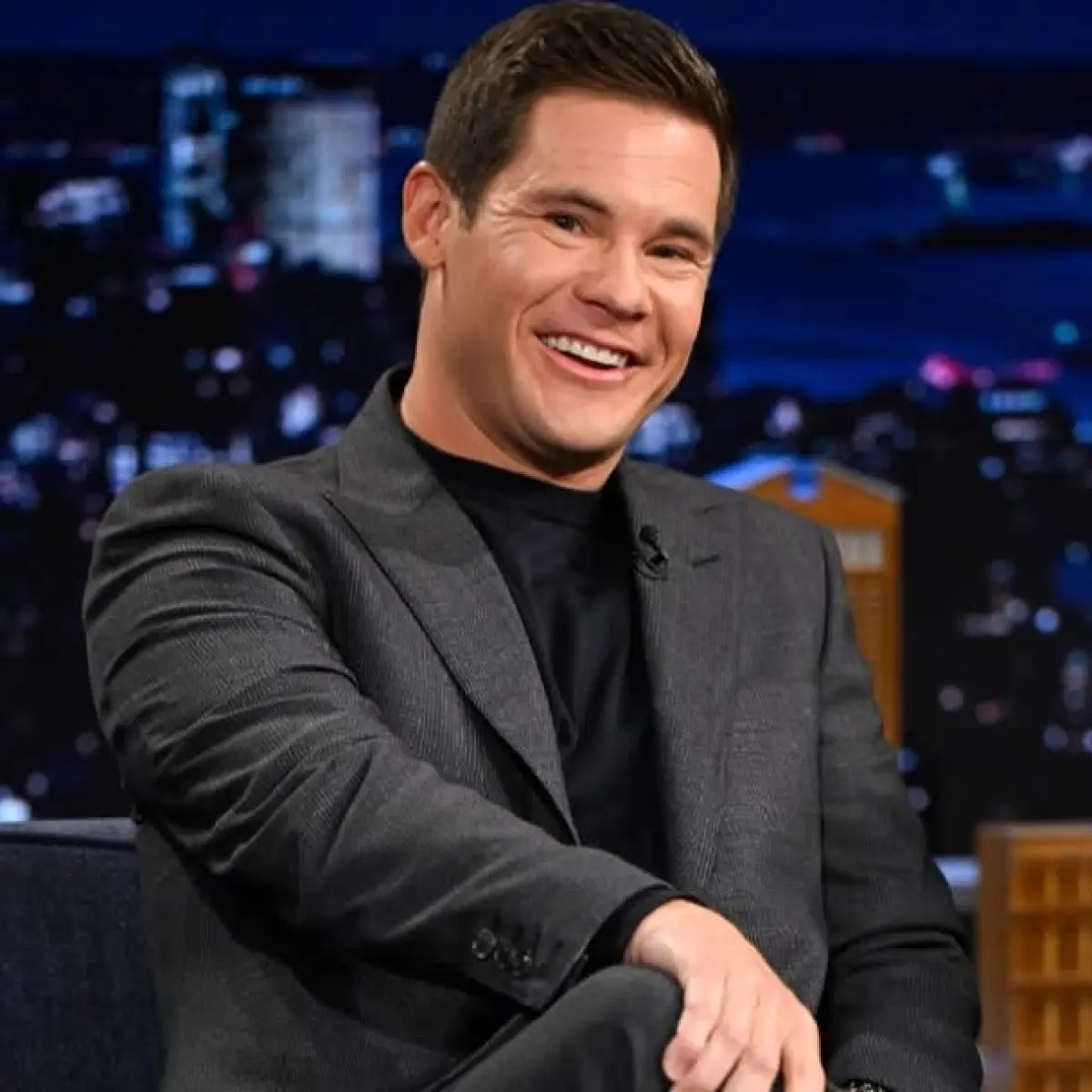 Adam DeVine’s Hilarious Elmo Impersonation Stuns Fans Adam DeVine surprises fans with his spot-on Elmo mimicry and playful nod to new parenthood.
