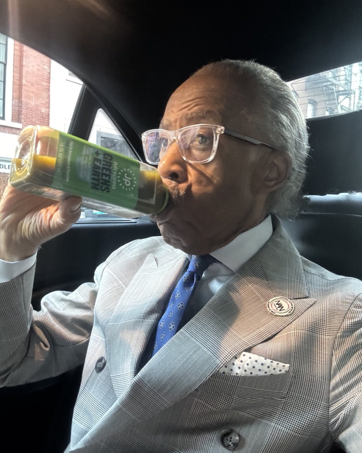 Al Sharpton Heads to 30 Rock for Morning Joe Live Activist and journalist Al Sharpton fuels his day with kale juice before live airing now.
