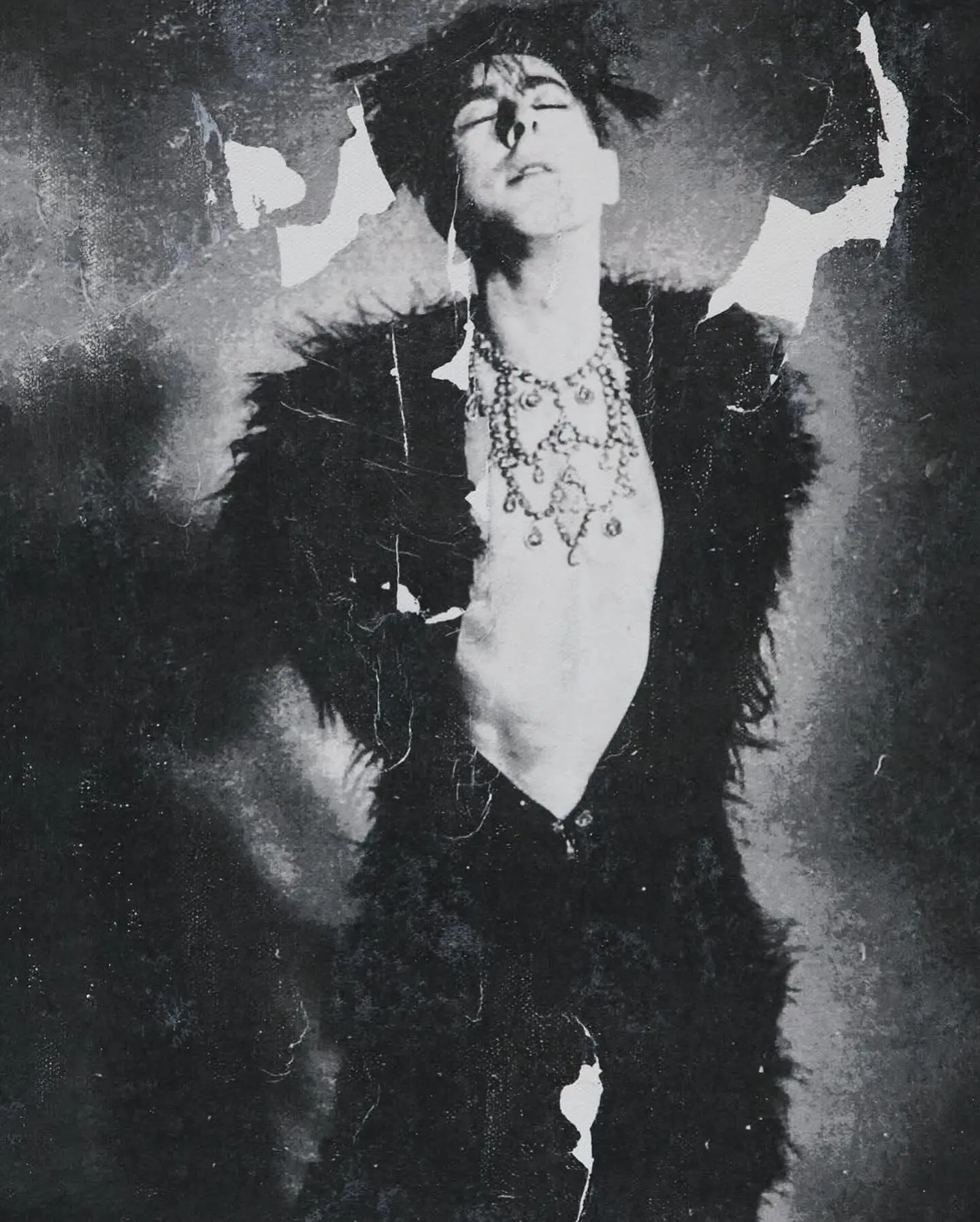 Flashback 1998: SpFrienderStylander captures actor Alan Cumming's early style moment. Aye.