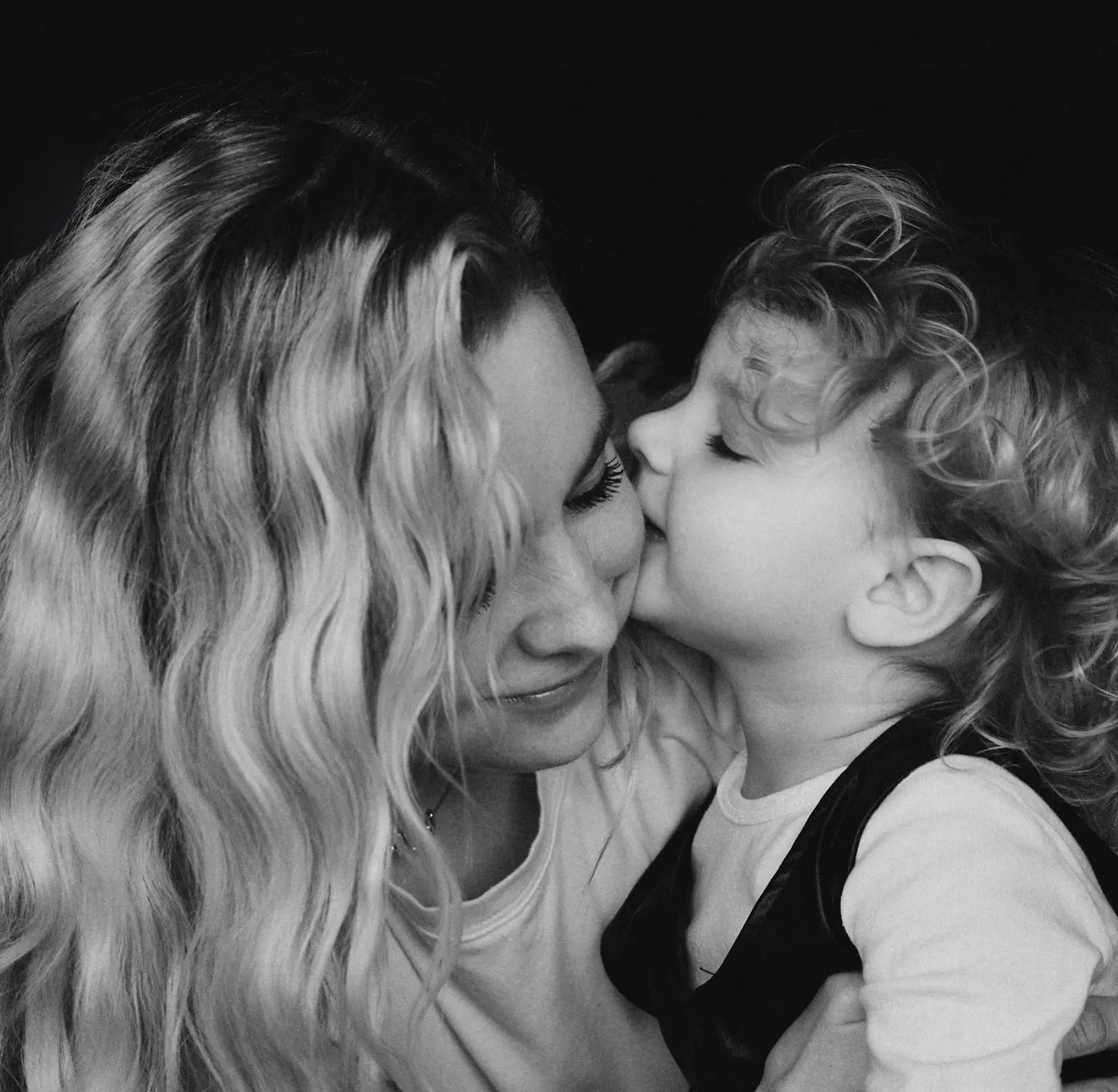 Alessandra Torresani Celebrates Mom on Mother’s Day Inspirational message for moms resonates as Alessandra pays tribute to maternal influence.