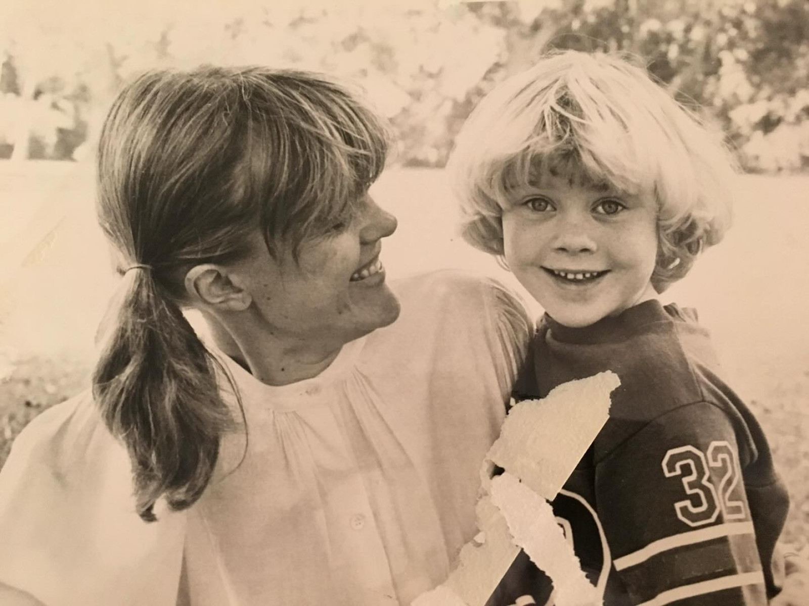 Ali Sweeney Honors Mother’s Day Legacy With Heartfelt Tribute Ali’s mother gets a heartfelt tribute on Mother’s Day through music memories and gratitude.