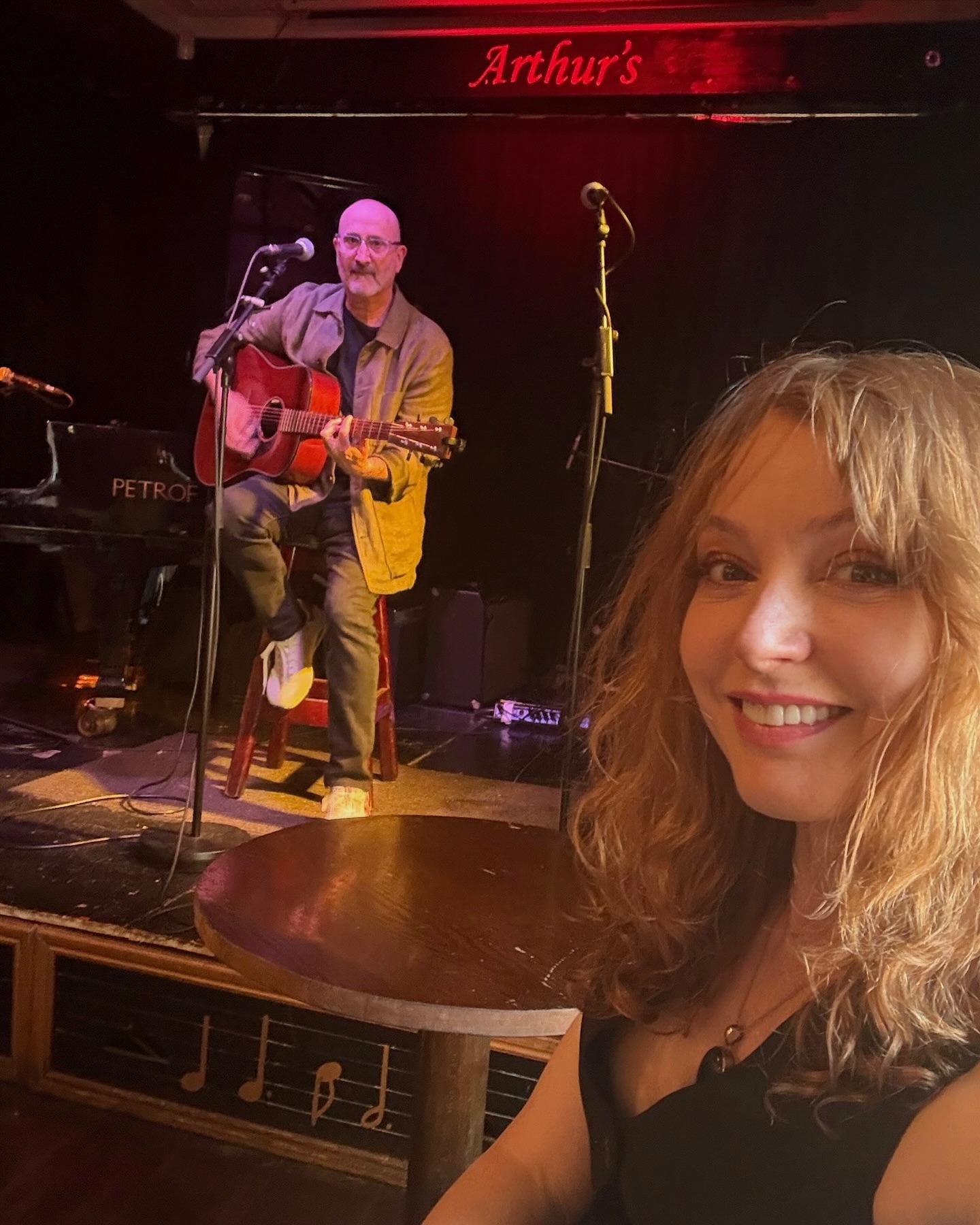 Alicia Witt Explores Dublin Landmarks