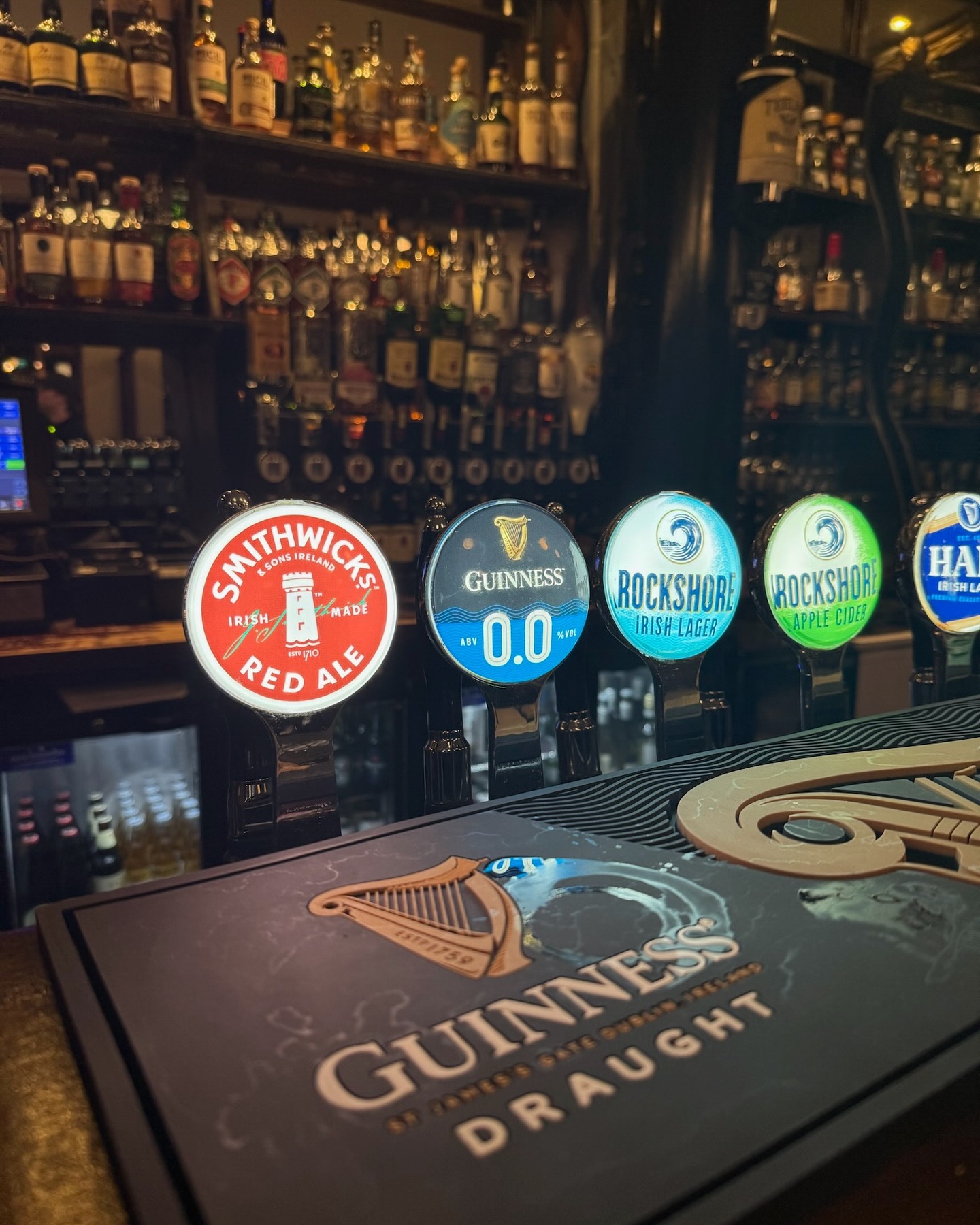 Alicia Witt Explores Dublin Landmarks
