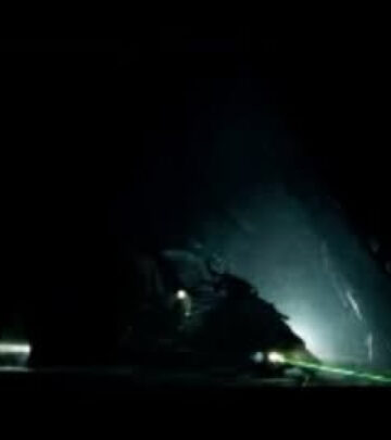 Iconic alien thrills meet cinematic style as Tommy Flanagan champions the AVP legacy anew!