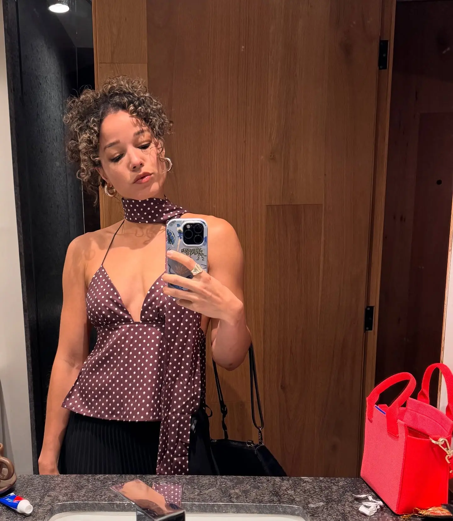 Alisha Wainwright Lights Up CDMX Nightlife Alisha Wainwright sips cocktails in CDMX, soaking in Mexico City's lively after-dark vibes