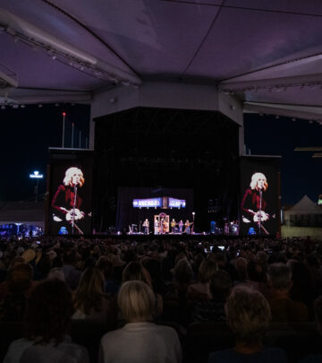Grammy winner lights up Rogers with fiddle rich roots and blend of new and timeless songs!