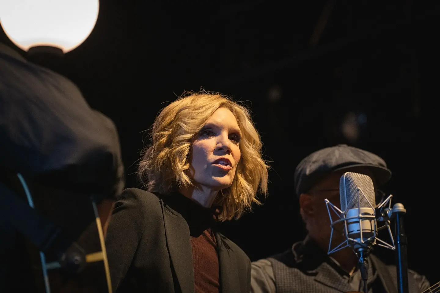 Alison Krauss Kicks Off ARCADIA Tour at Walmart AMP