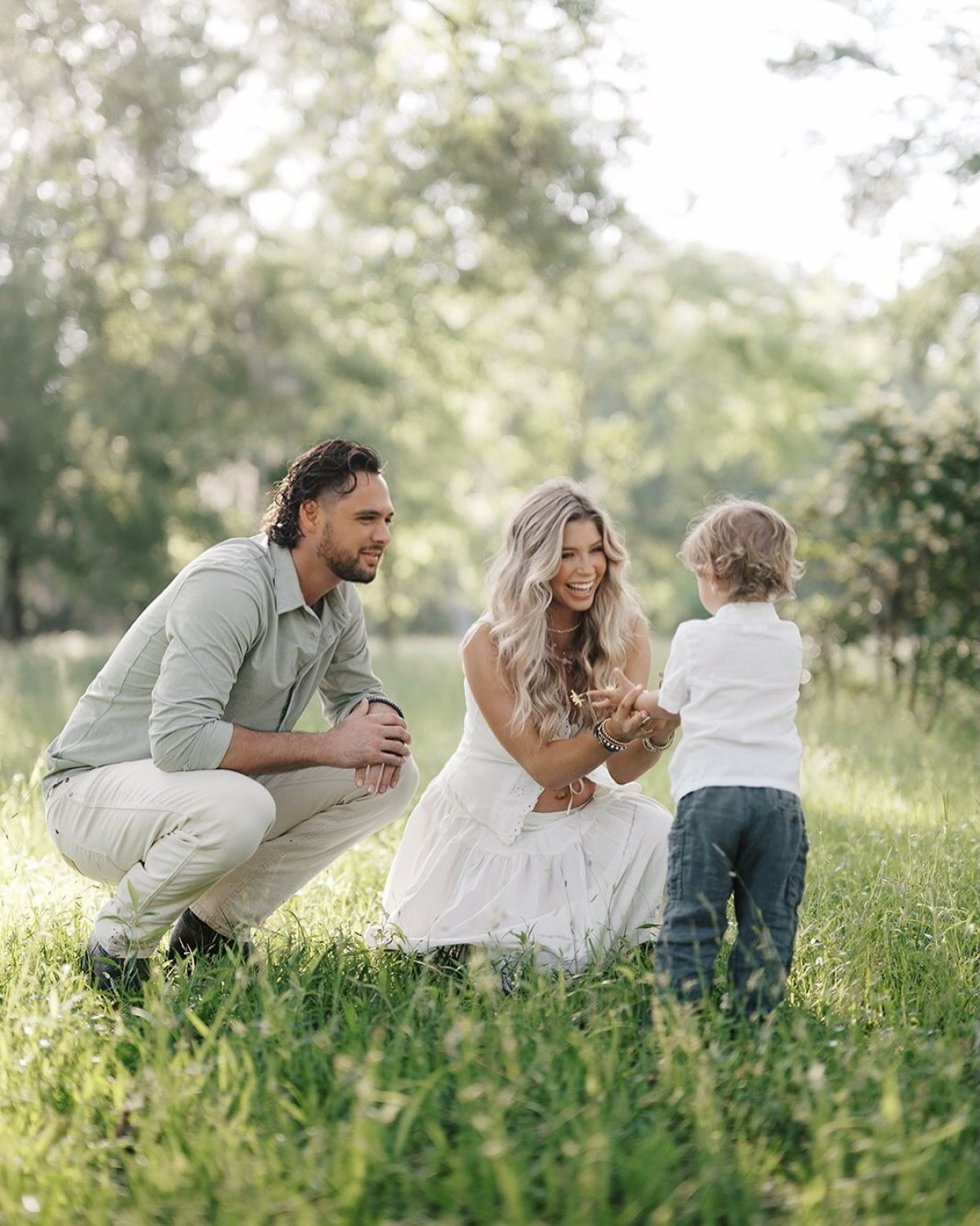 Allie DeBerry Announces Baby Girl On The Way From her 1st pregnancy reveal to a family of 4, Allie DeBerry's journey warms our hearts!!