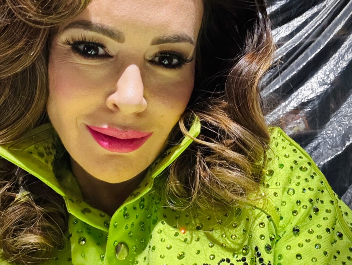 Alyssa Milano Teases ELSBETH Season Finale