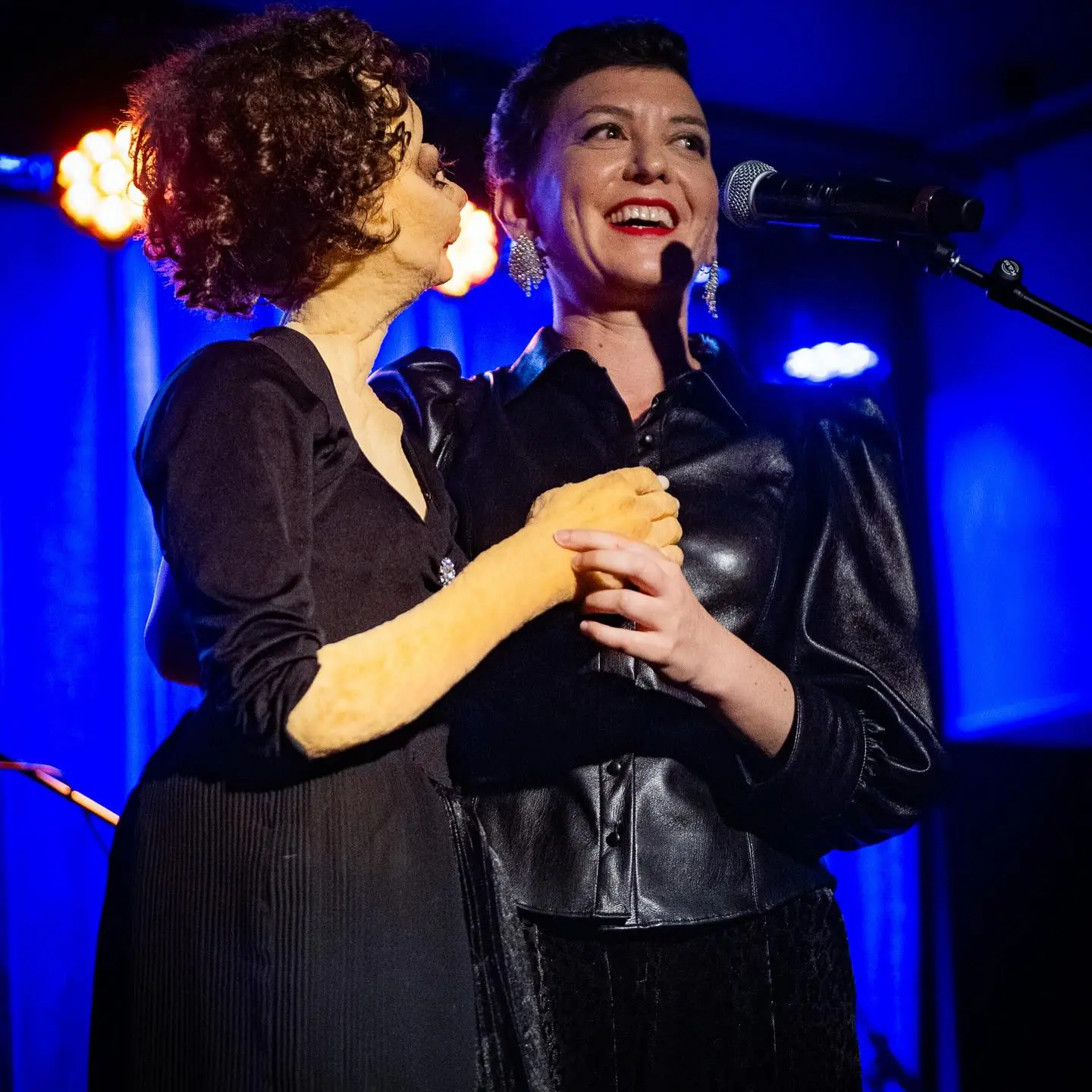 Amanda Palmer Overcomes Legal and Personal Turmoil On Stage