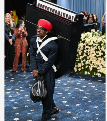 Andre 3000 Stuns At Meta Gala