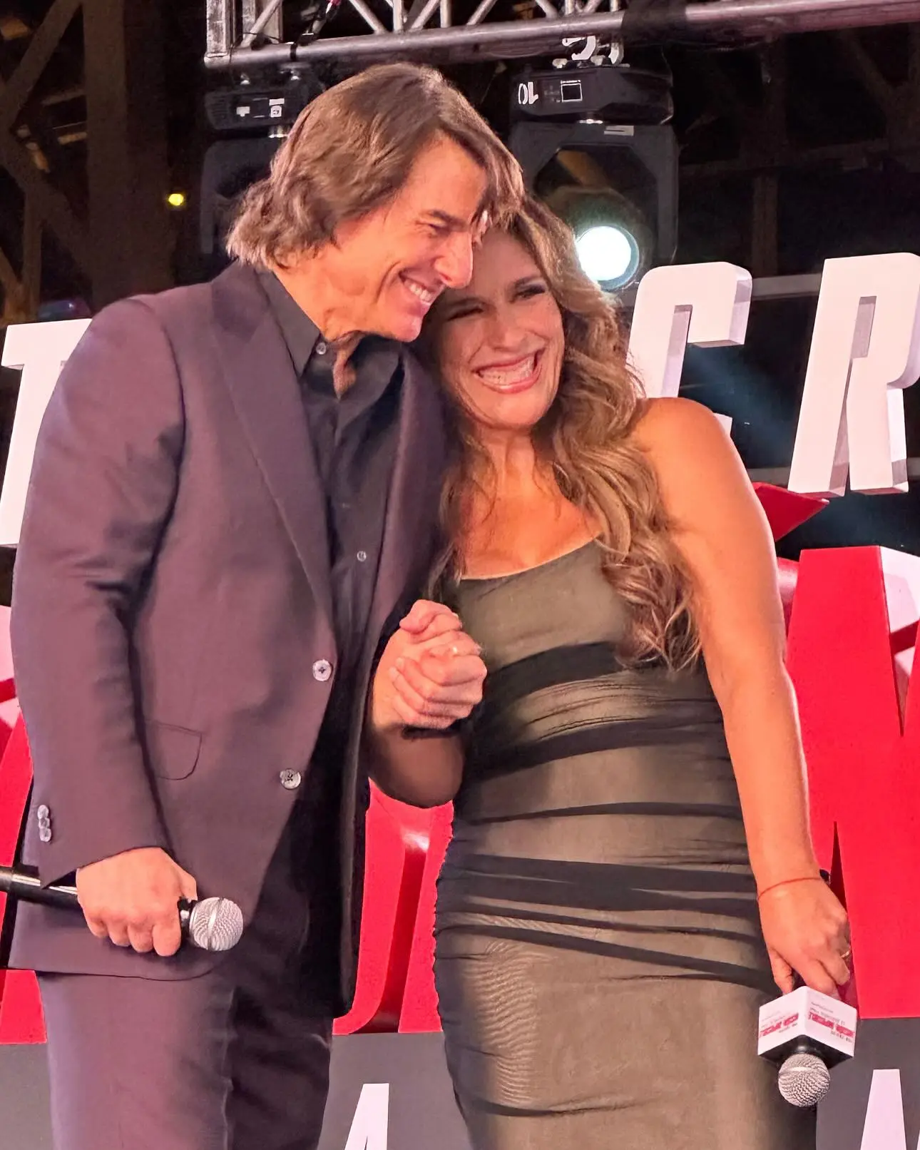 Angelica Vale Meets Tom Cruise in Starstruck Selfie Mexican actress thrilled to share photo with iconic action hero, penning bilingual message