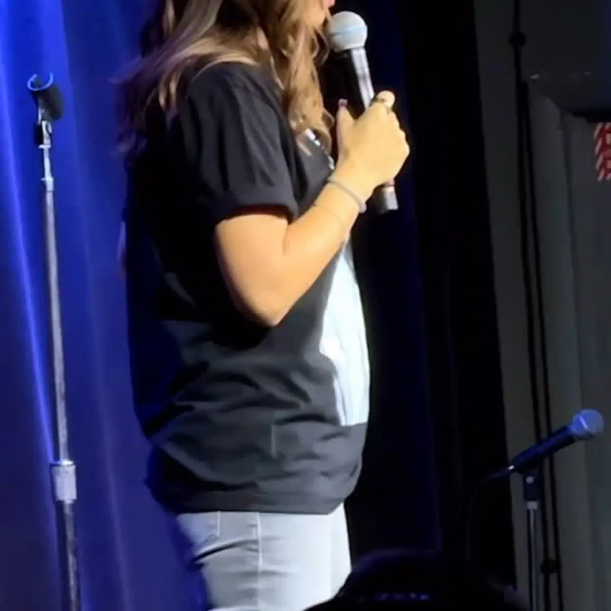 Anjelah Johnson’s Birthday Revelation About Robert Stack Comedian Johnson recalls a heartfelt birthday memory: a beloved show and a surprise loss!!