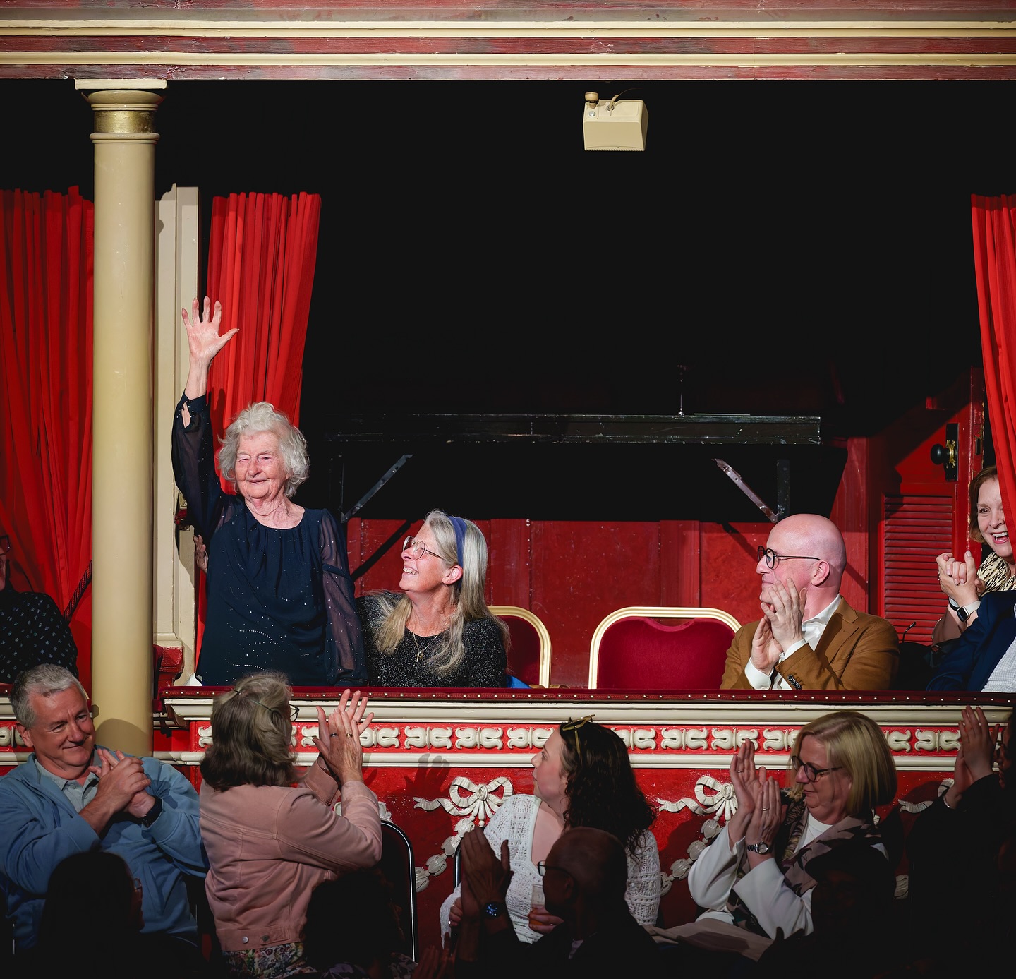 Anna Lapwood Radiates Energy at Thrilling Concert
