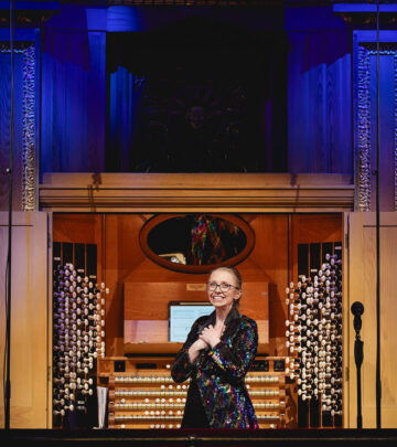Historic debut sets the stage for Royal Albert Hall's first official organist to shine!!!!