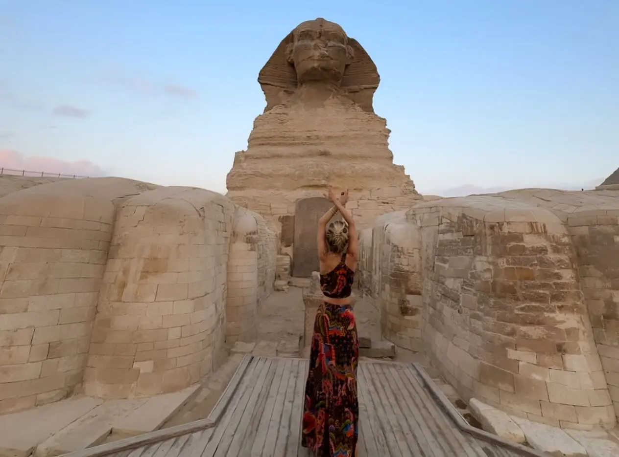 AnnaLynne McCord Embraces Egypt's Timeless Allure