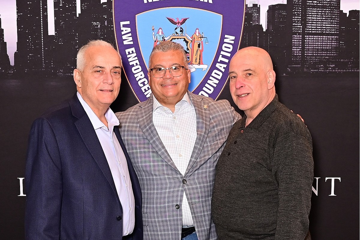 Annual Cigar Night Celebrates Law Enforcement & Community Leaders