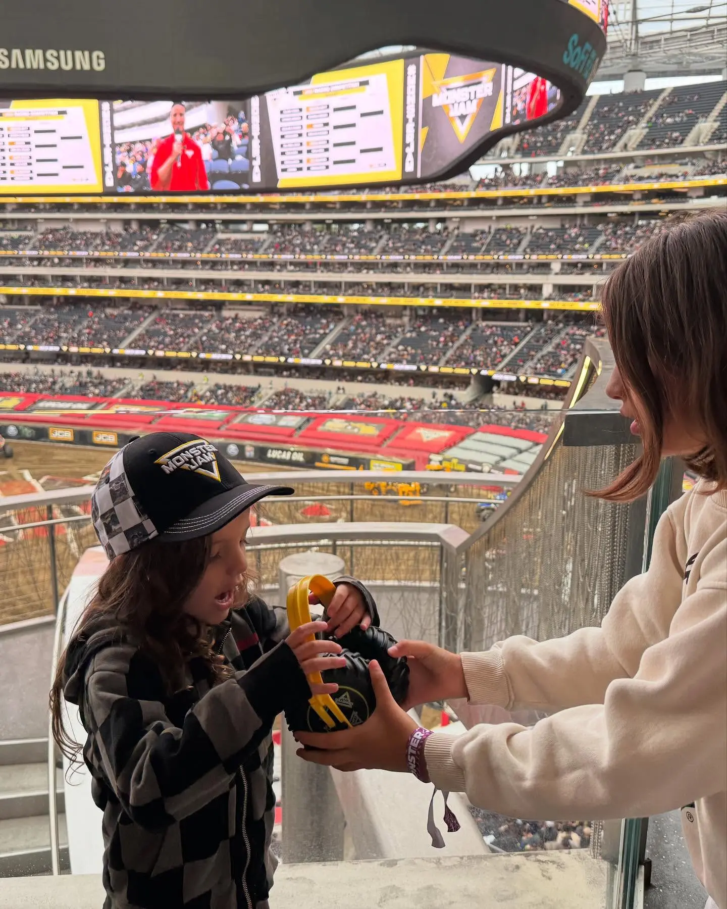 Ashlee Simpson Rocks Monster Jam Show