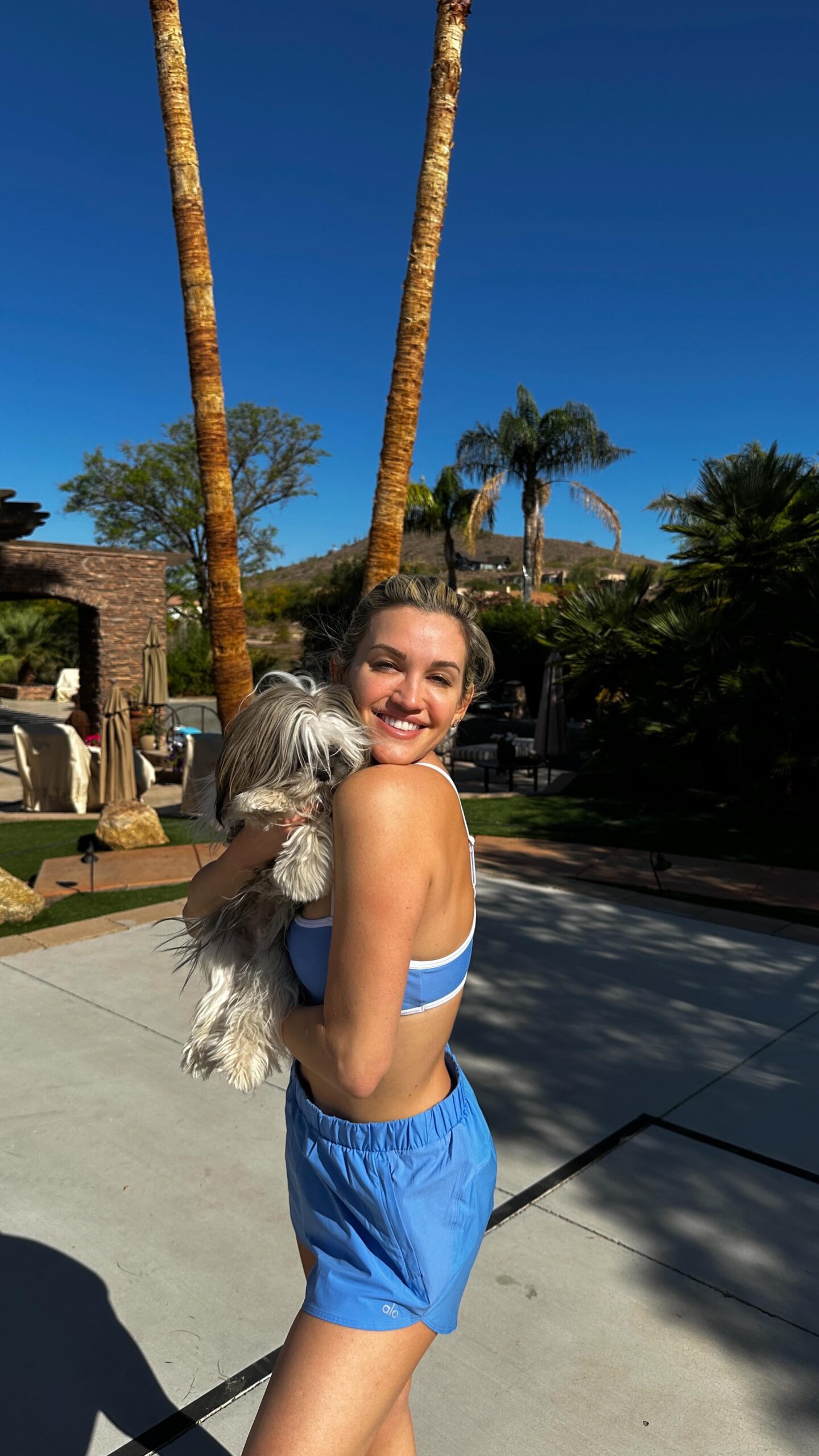 Wellness tip: embrace the simple, energising Joy Breath practice by Ashley Roberts today!!