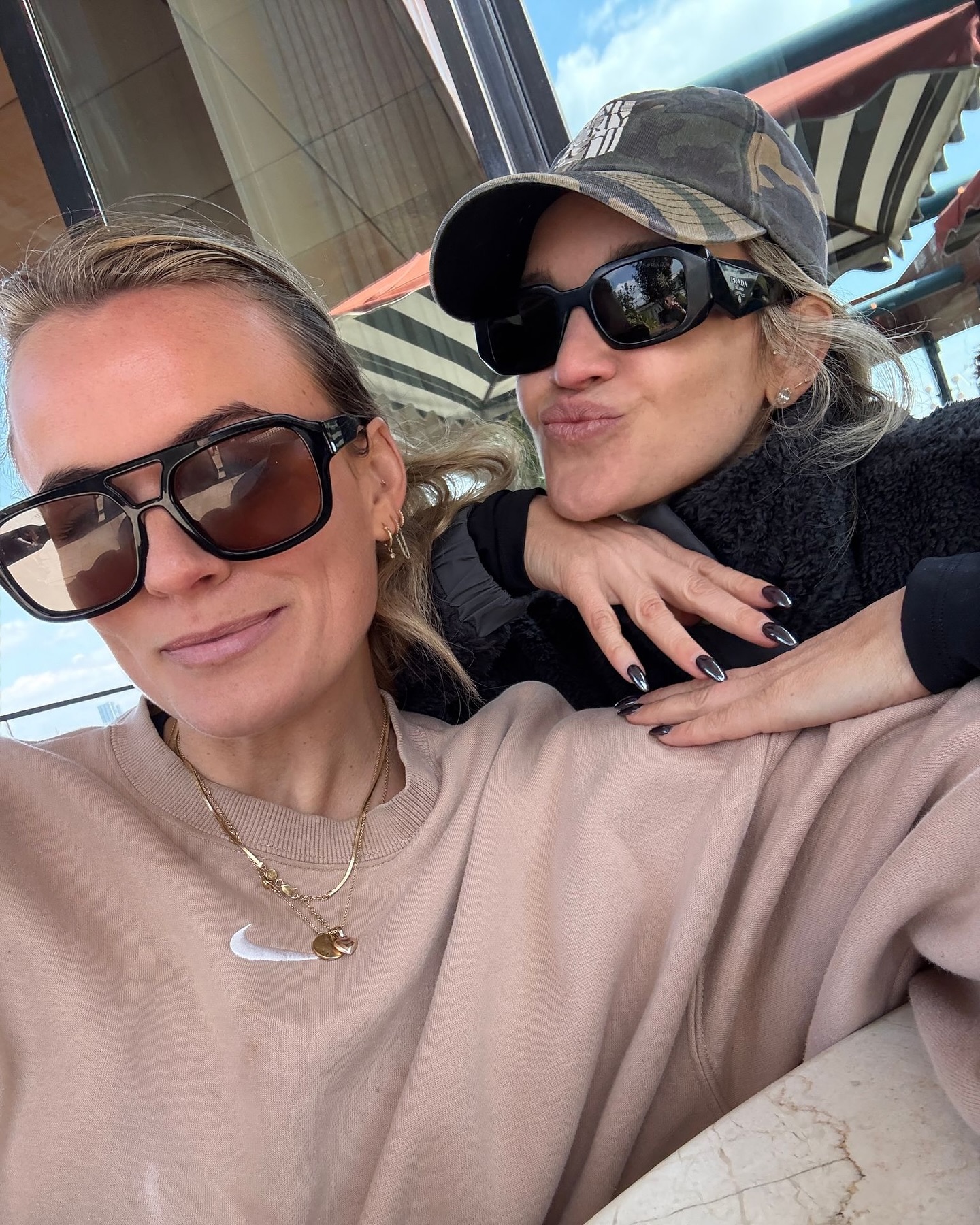 Ashley Roberts Weekly Roundup