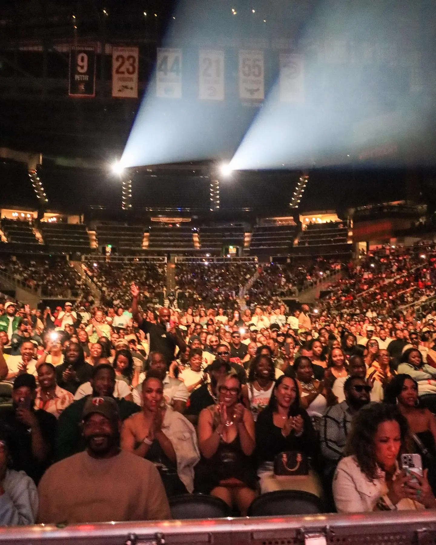Atlanta Comedy Tour Lights Up State Farm Arena