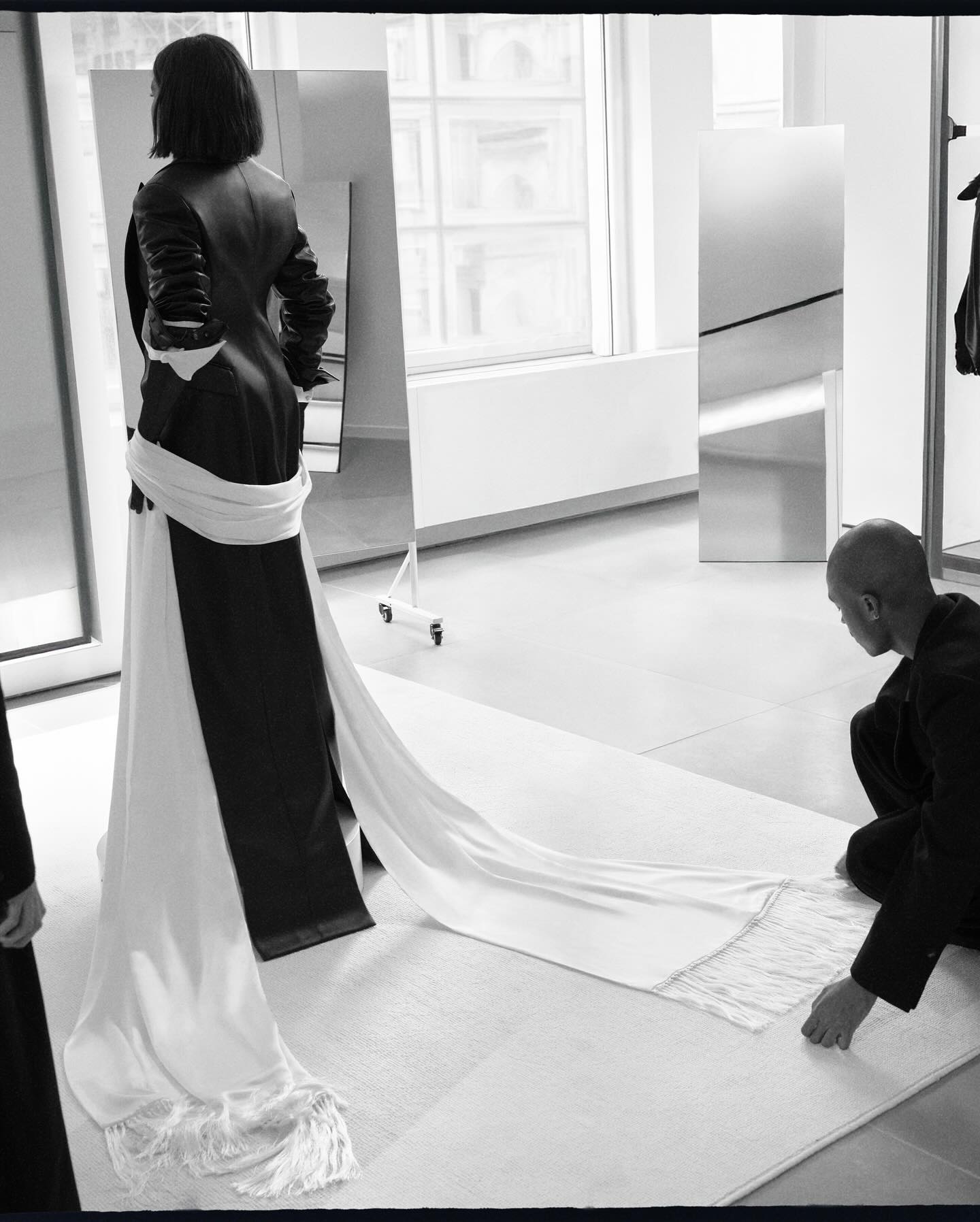 Ayo Edebiri Shines at MET 25 Exhibit With Ferragamo And Cartier