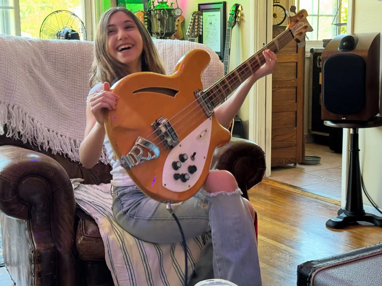 Bass Icons Jam on Geddy Lees Rickenbacker Before New Release Bassists unite for a jam on Geddy Lees Rickenbacker ahead of Wrong Side of the Law release