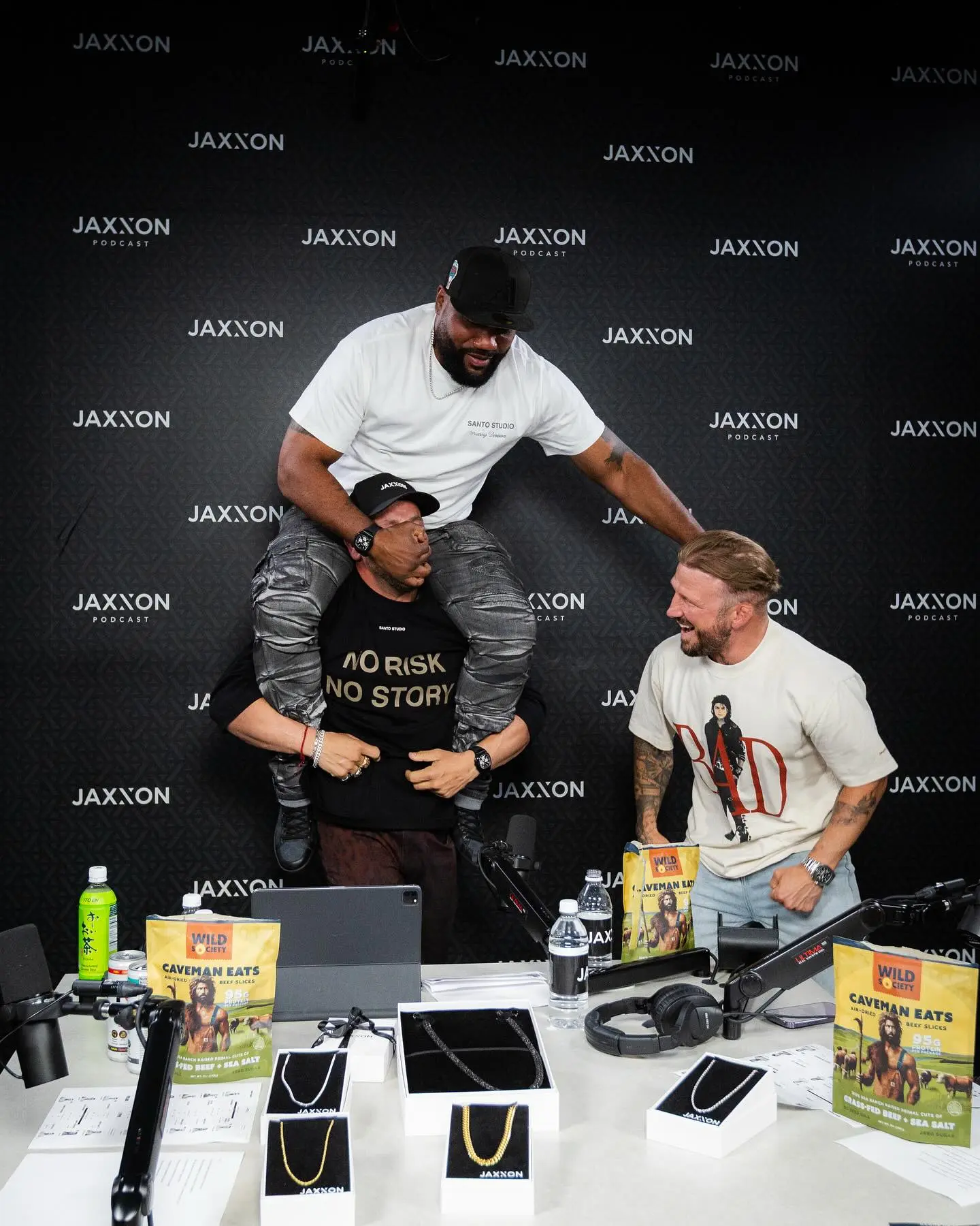 Bear Degidio Shines On Jaxxon Podcast