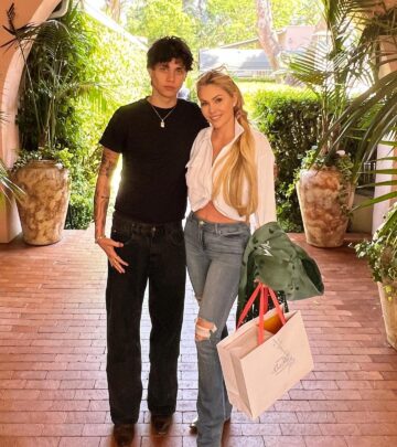 Moakler relishes Bel-Air dining with music, love, and true mom vibes raising pure joy.!!!!