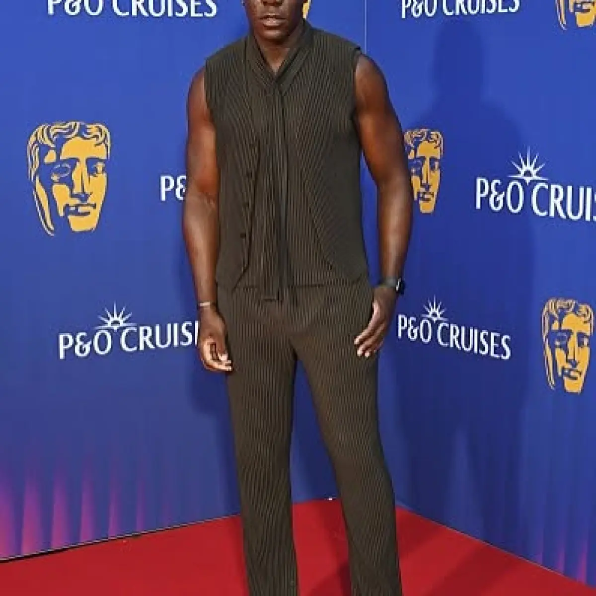 Belcher III dazzles at BAFTA TV Awards, marking a stylish Netflix UK journey - Epic Night!