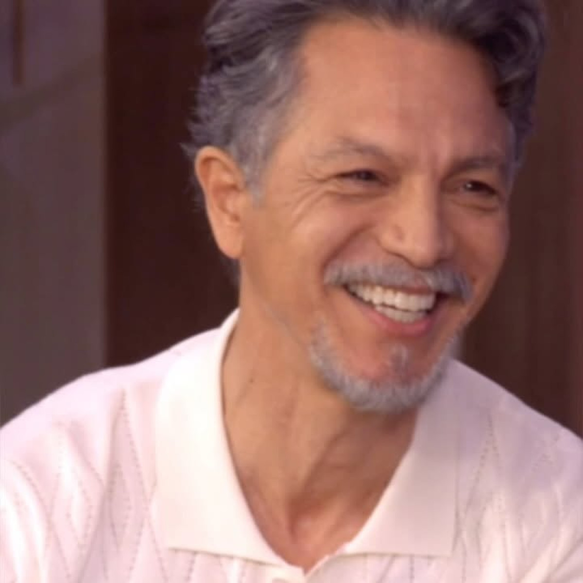Veteran actor Benjamin Bratt shares witty snoring tips with Andor Official in a fun post!