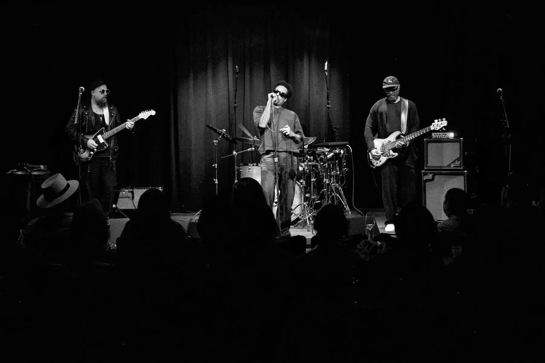 Bilal Shines At Kuumbwa Debut In Santa Cruz Night Bilal ignites Santa Cruz with a Kuumbwa debut, captivating crowds and stirring souls now.
