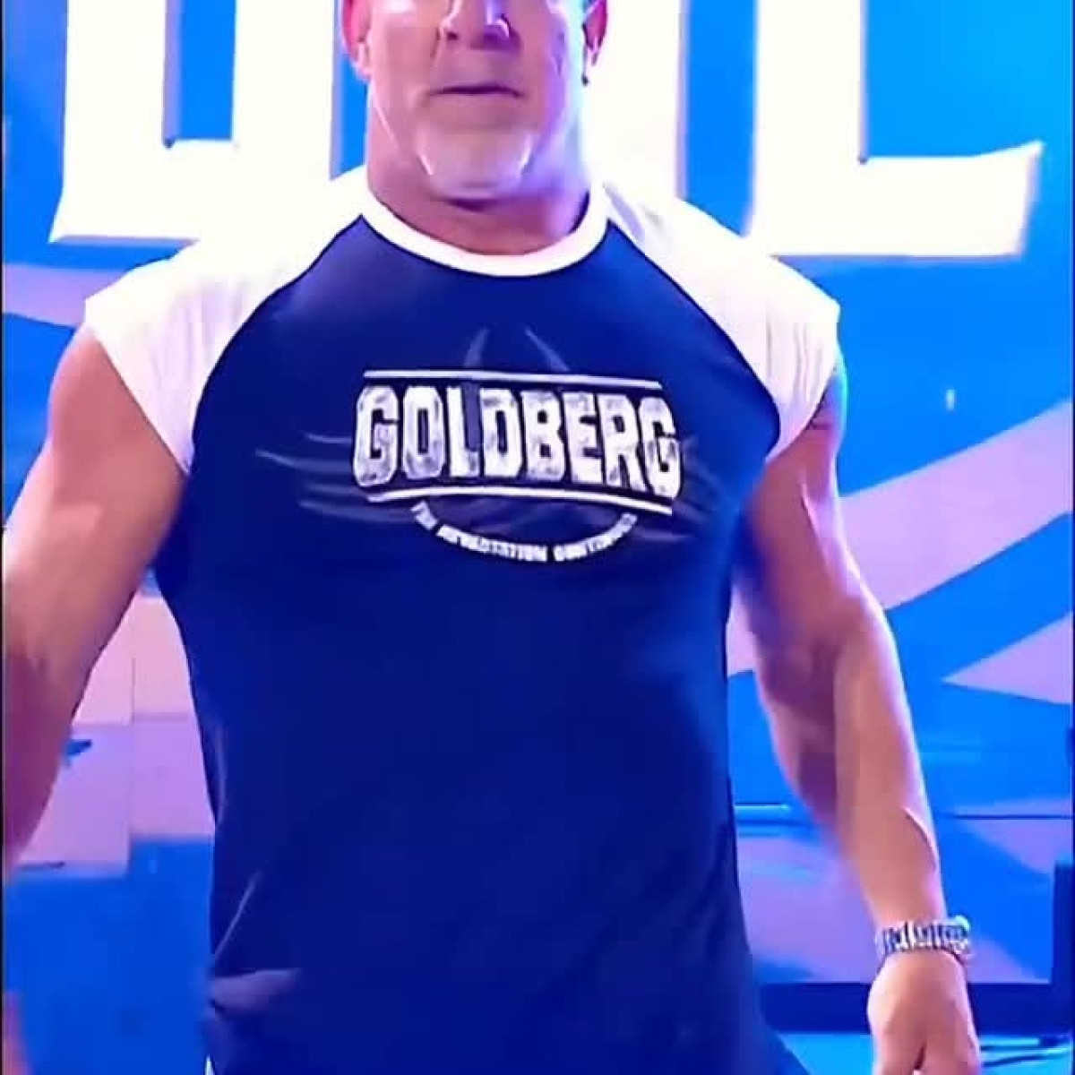 Veteran wrestler Bill Goldberg ignites chatter online with his bold confrontation display.