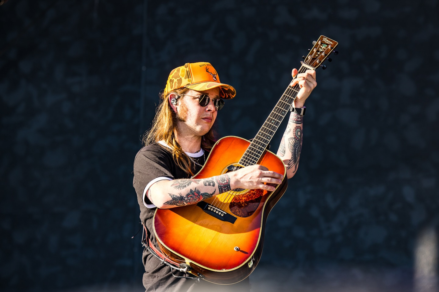 Billy Strings Ford Idaho Center Show Sparks Bluegrass Buzz Bluegrass virtuoso electrifies Nampa with boundary-breaking jams and acoustic soul vibes
