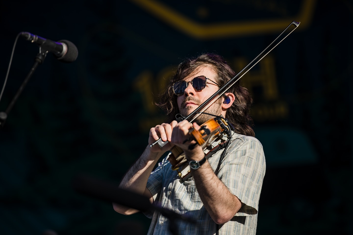 Billy Strings Illuminates Toyota Amp Visuals