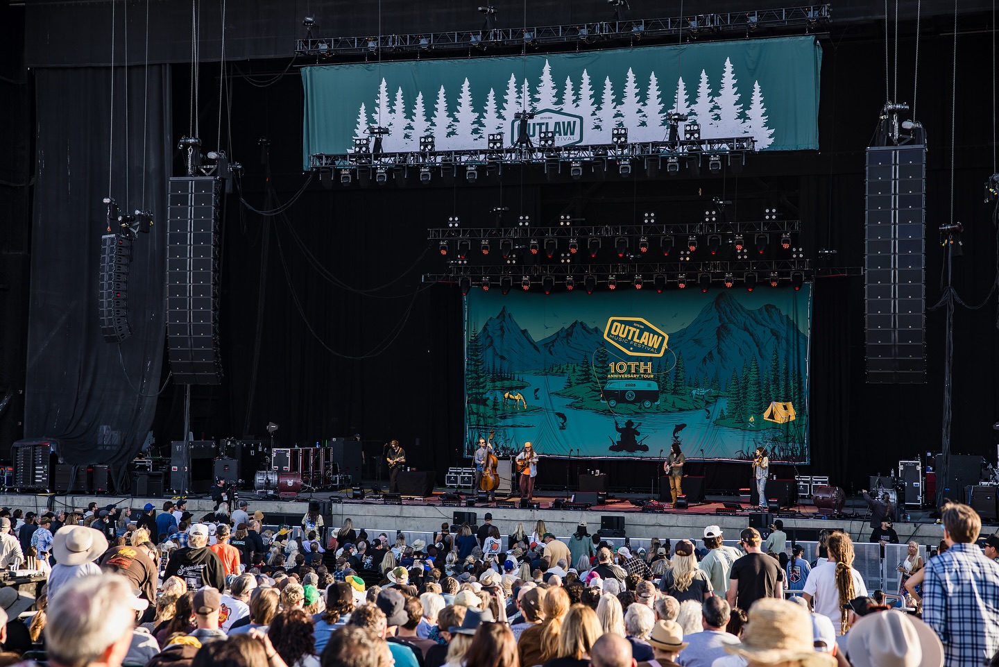 Billy Strings Previews Upcoming 5.15.25 Tour