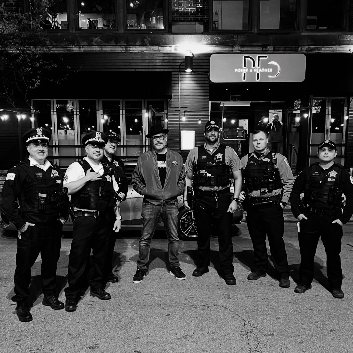 Billy Zane Finds Home In Chicago Iconic actor savors local charm, celebrating alongside elite officers for civic pride!!!!!